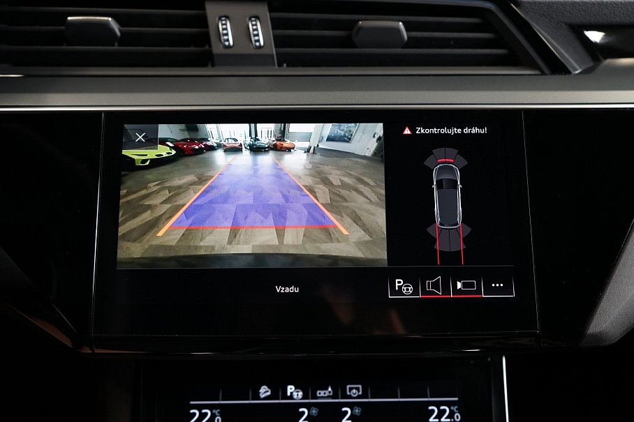 Audi E-tron 55 quattro
