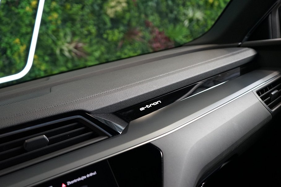 Audi E-tron 55 quattro