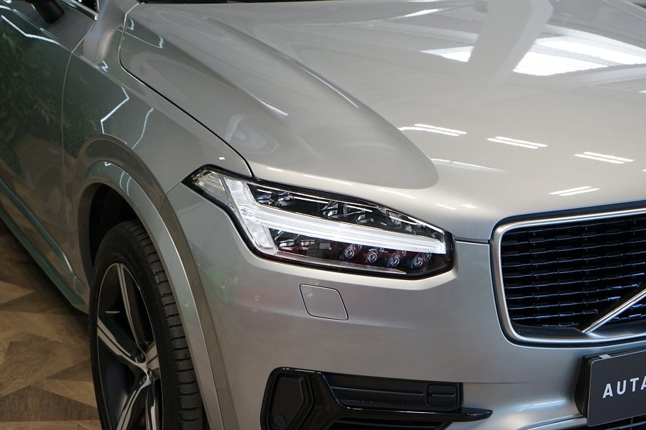 Volvo XC90 T8 AWD Recharge R-Design