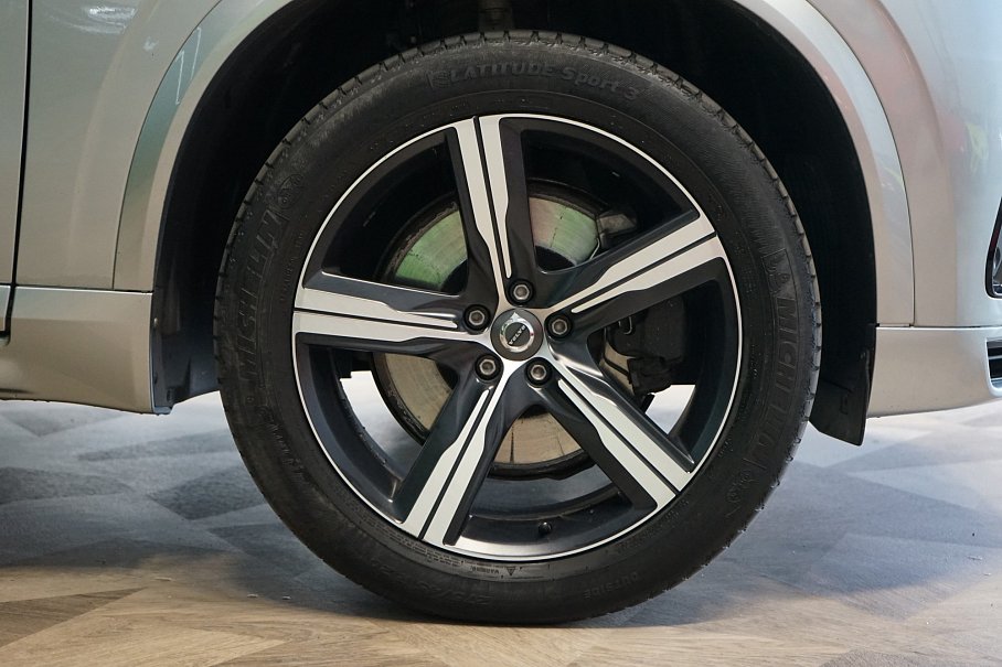 Volvo XC90 T8 AWD Recharge R-Design