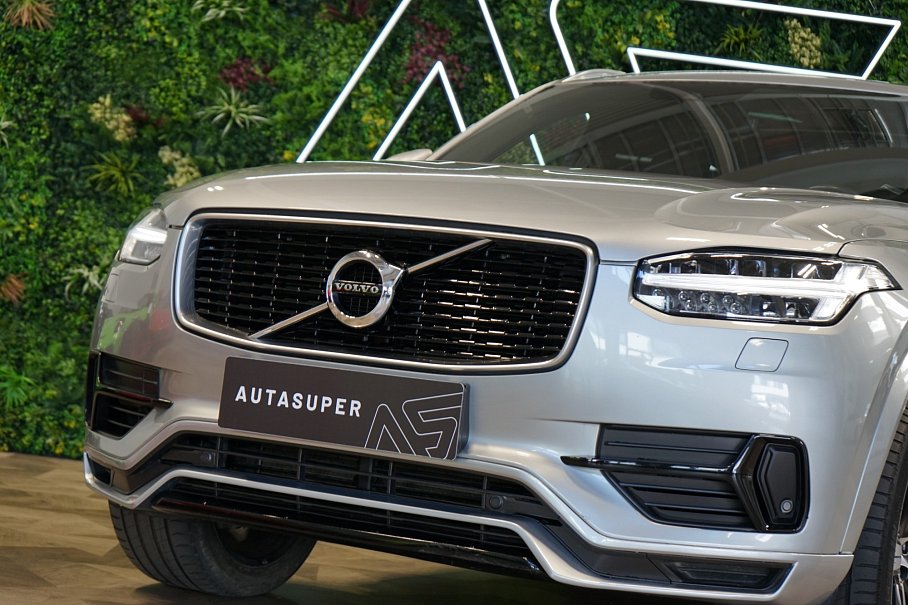 Volvo XC90 T8 AWD Recharge R-Design