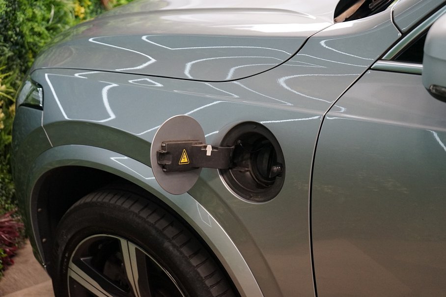 Volvo XC90 T8 AWD Recharge R-Design