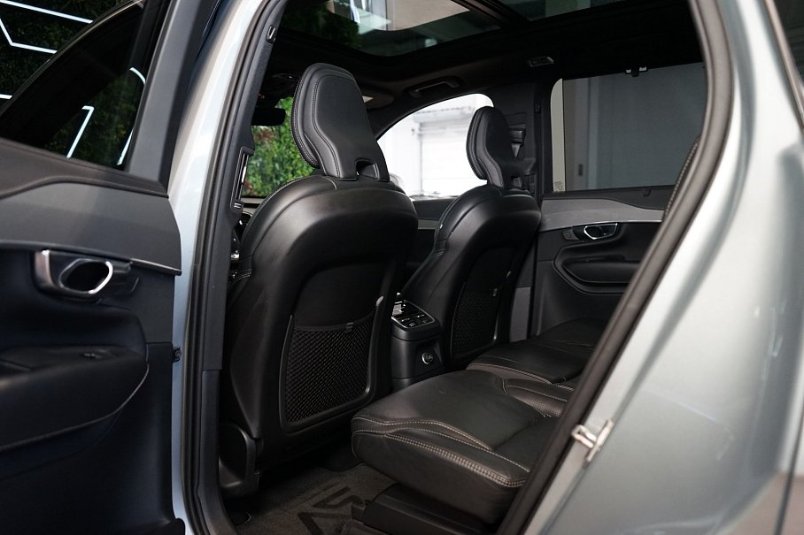 Volvo XC90 T8 AWD Recharge R-Design