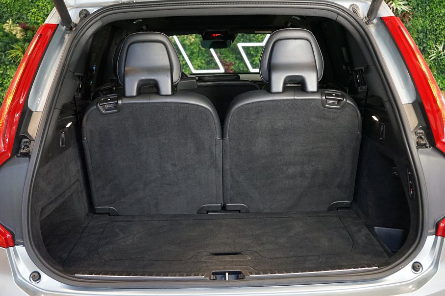 Volvo XC90 T8 AWD Recharge R-Design