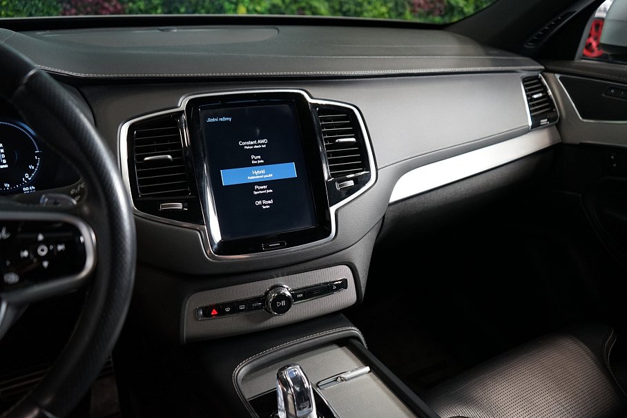 Volvo XC90 T8 AWD Recharge R-Design