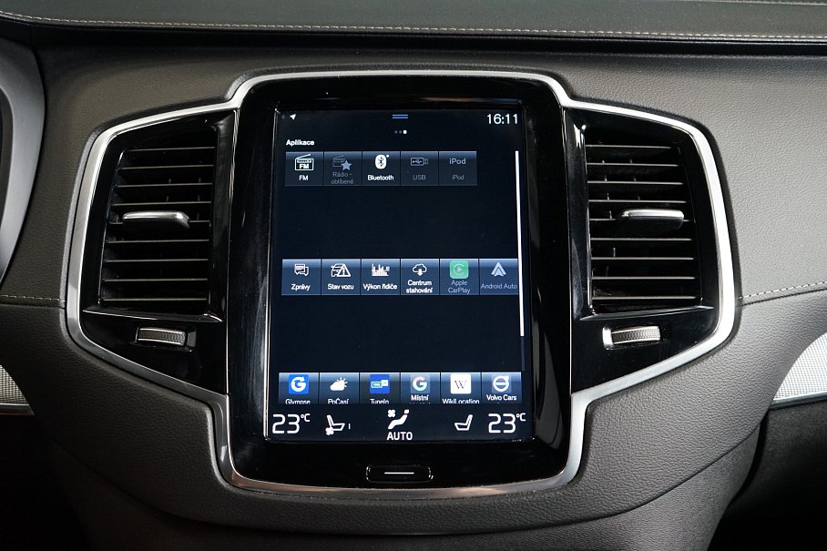 Volvo XC90 T8 AWD Recharge R-Design