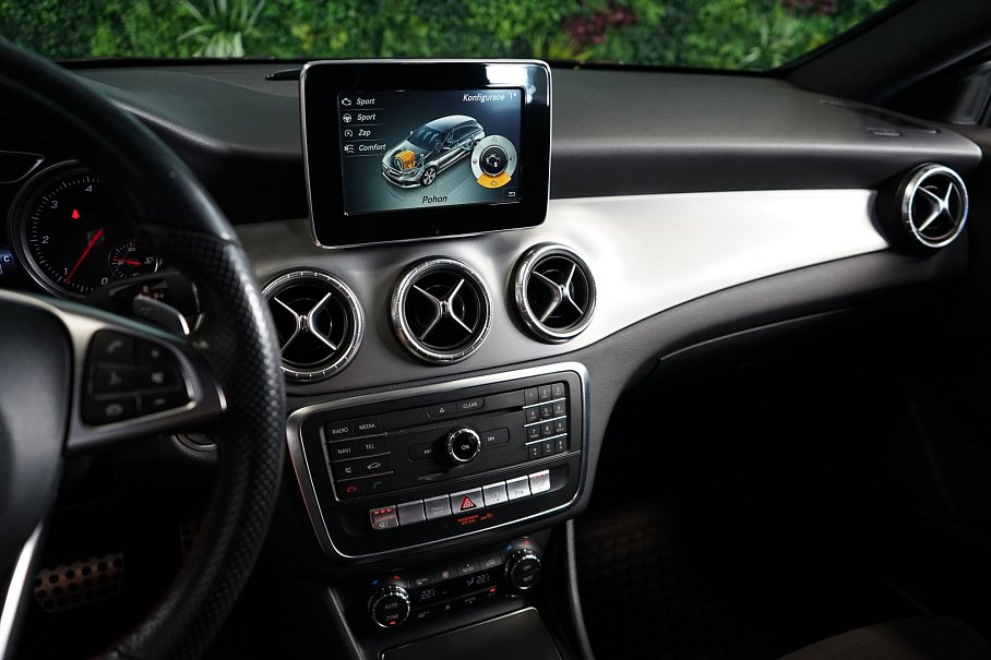 Mercedes-Benz CLA 180d Shooting brake