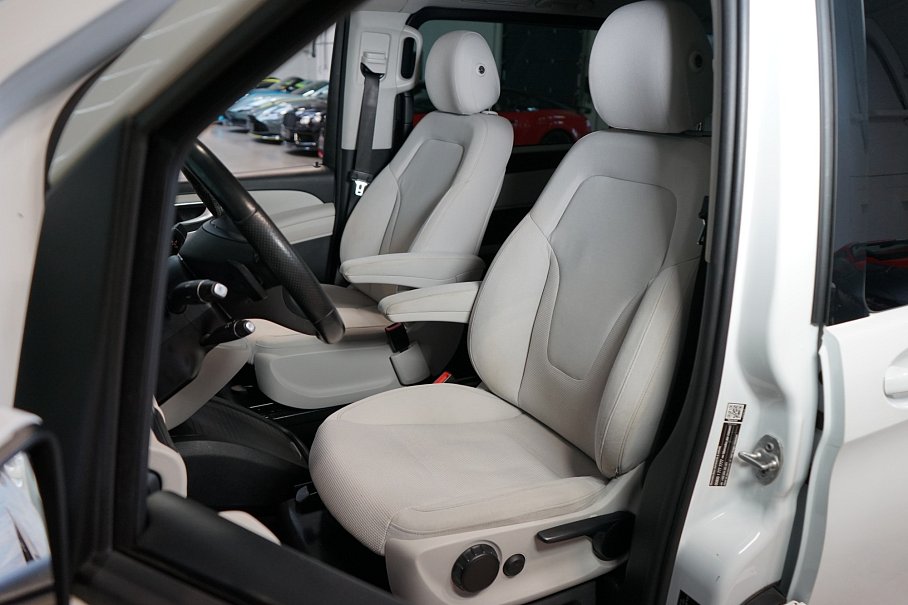 Mercedes-Benz Třída V 220d