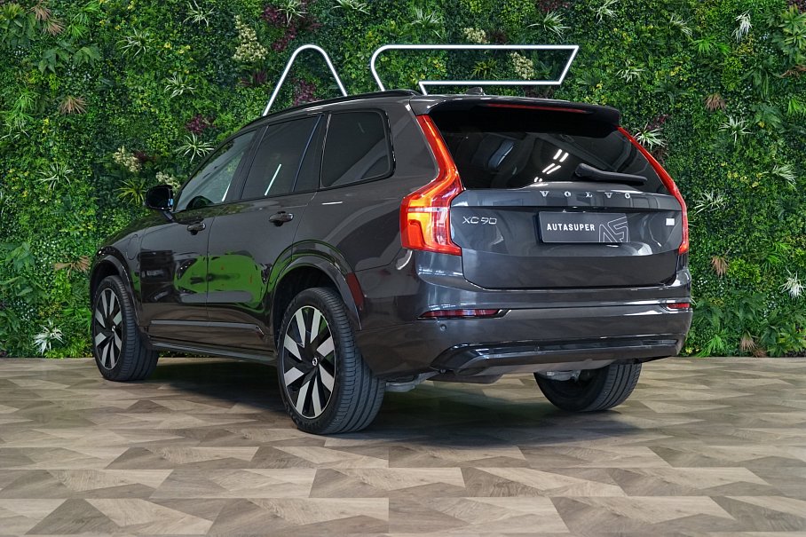 Volvo XC90 T8 AWD Recharge R-Design