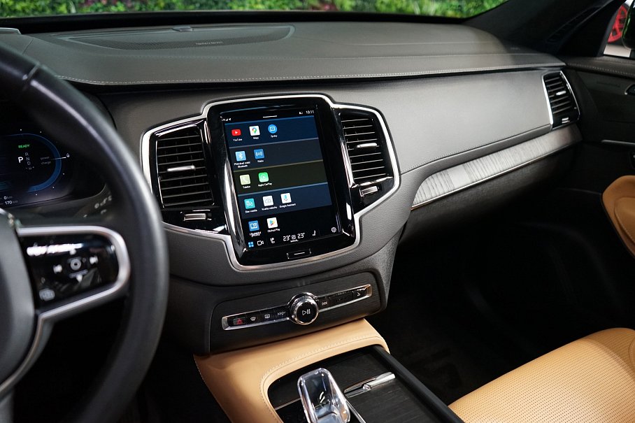 Volvo XC90 T8 AWD Recharge R-Design