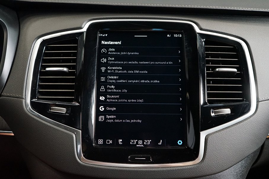 Volvo XC90 T8 AWD Recharge R-Design