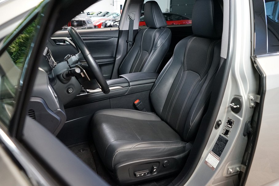 Lexus RX 300 