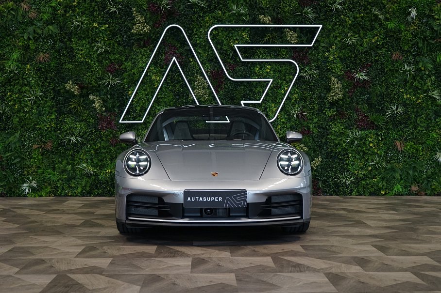 Porsche 911 992.2 Carrera