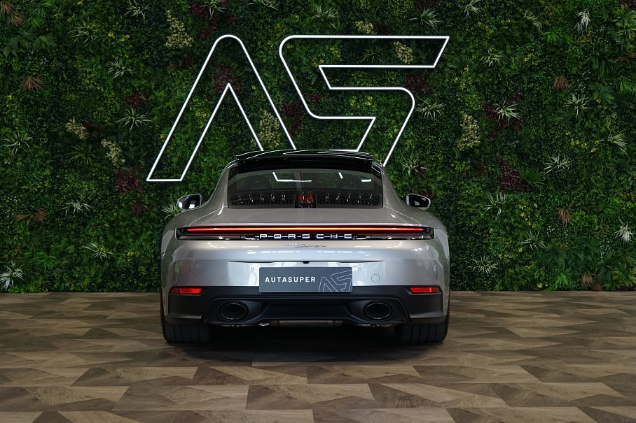 Porsche 911 992.2 Carrera
