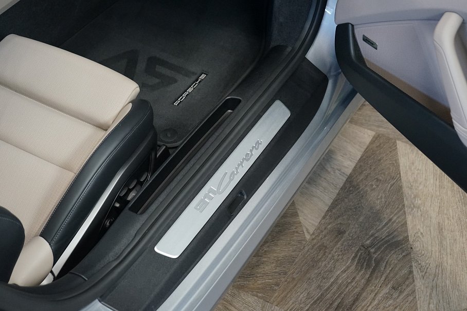 Porsche 911 992.2 Carrera