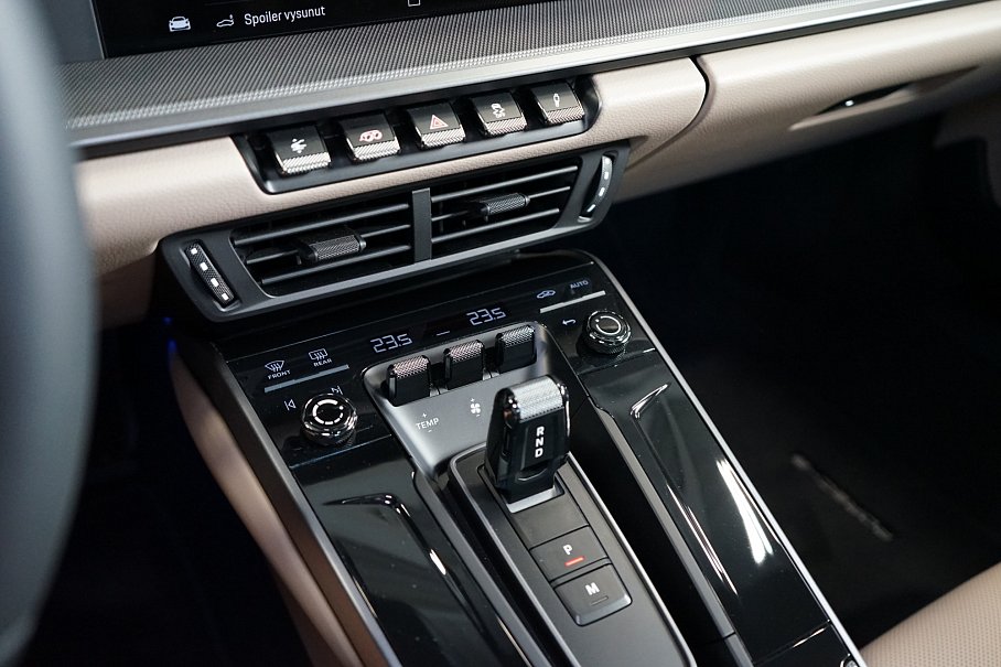 Porsche 911 992.2 Carrera