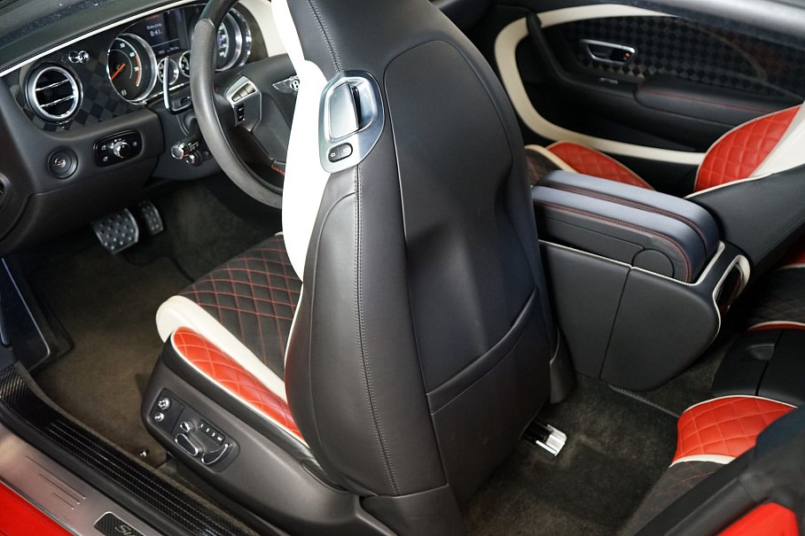 Bentley Continental Supersports