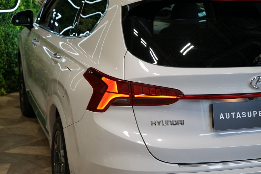 Hyundai Santa Fe 1.6 T-GDI HEV