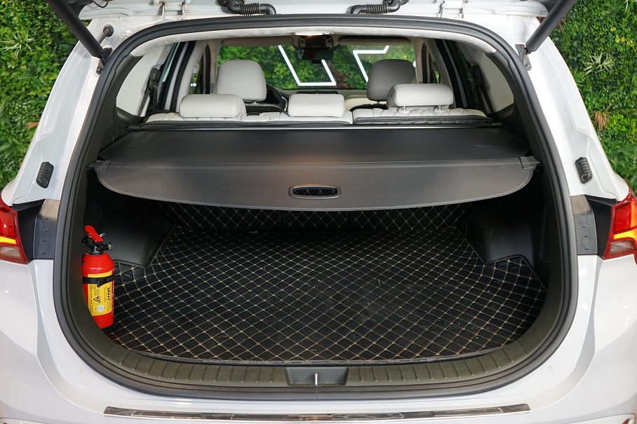 Hyundai Santa Fe 1.6 T-GDI HEV