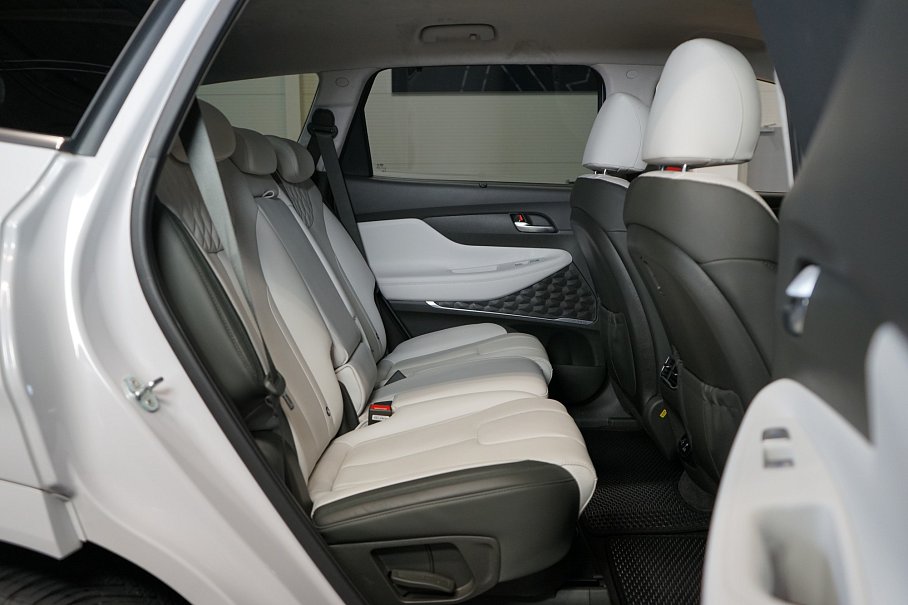 Hyundai Santa Fe 1.6 T-GDI HEV