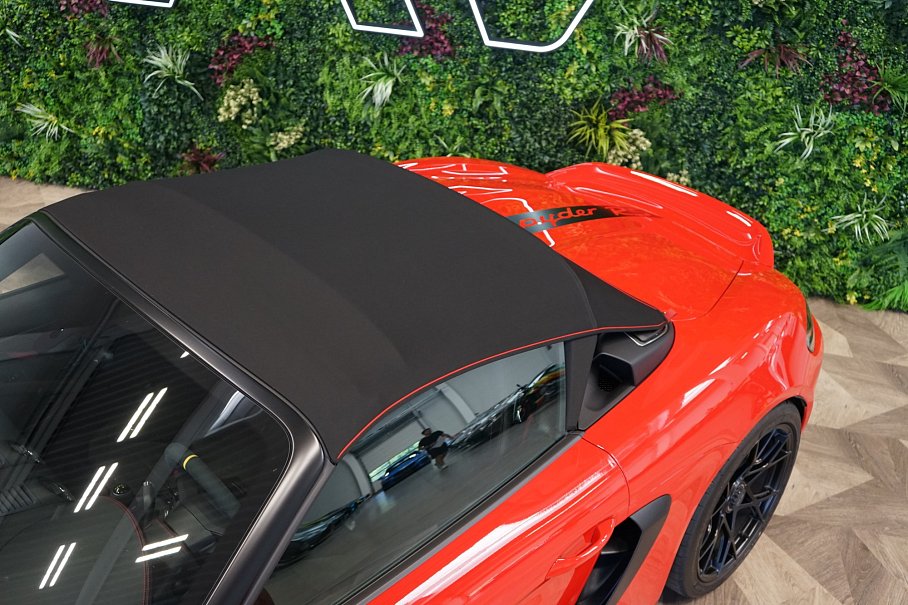 Porsche 718 Spyder RS