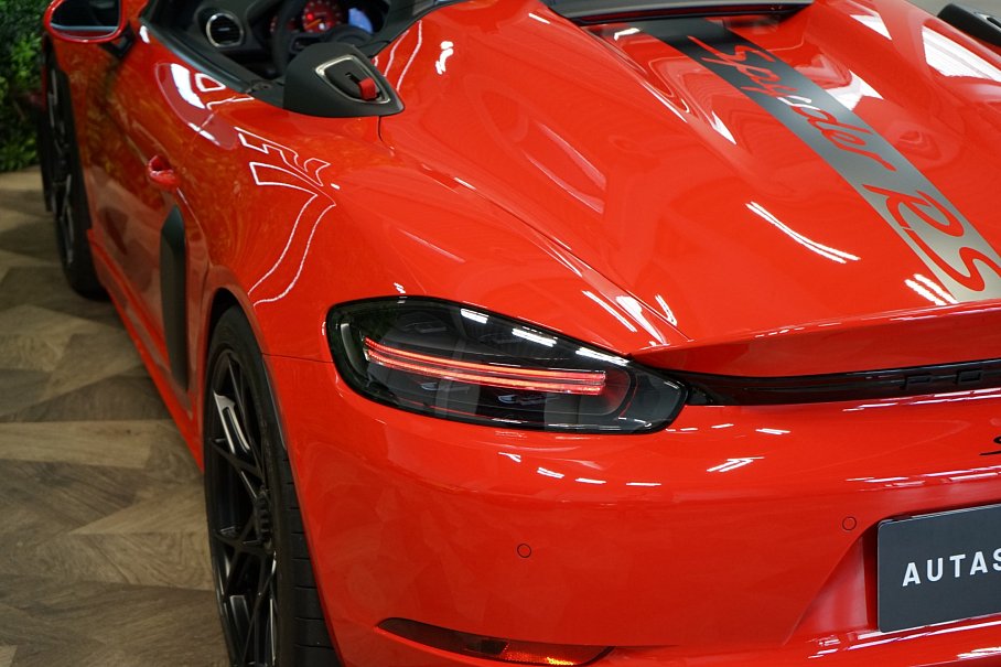 Porsche 718 Spyder RS