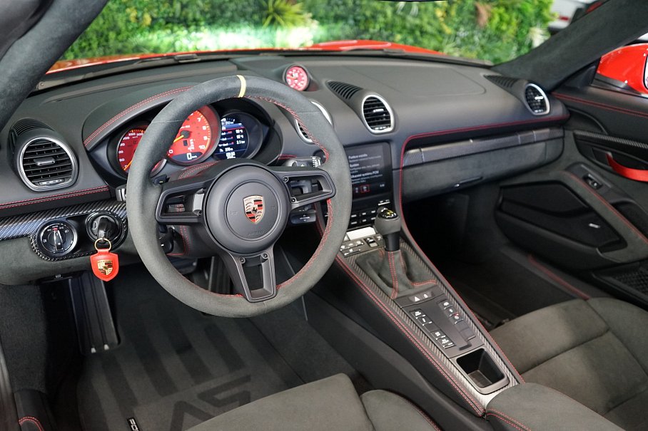 Porsche 718 Spyder RS