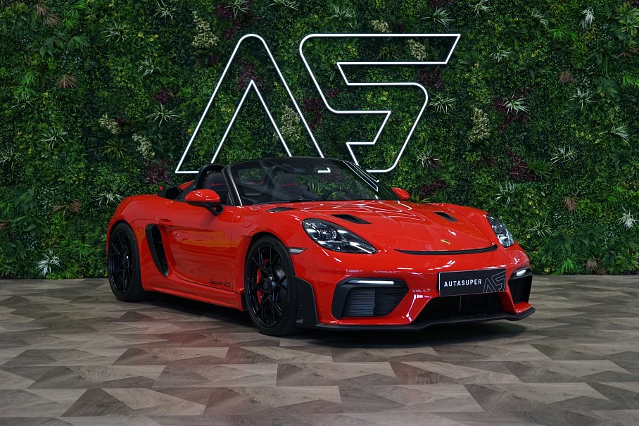 Porsche 718 Spyder RS