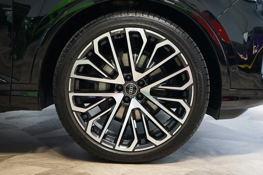 Audi Q7 50 TDI quattro
