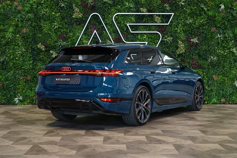 Audi S6 Avant E-Tron quattro