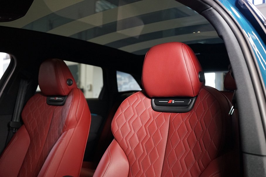 Audi S6 Avant E-Tron quattro