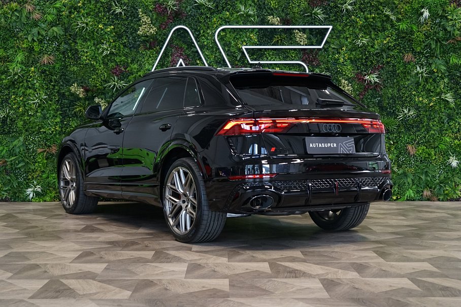 Audi RS Q8 4.0 Performance TFSI quattro