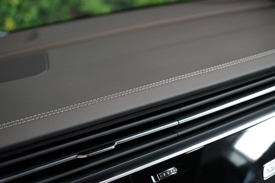 Audi RS Q8 4.0 Performance TFSI quattro