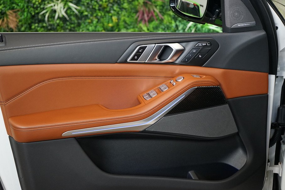 BMW X7 M60i xDrive