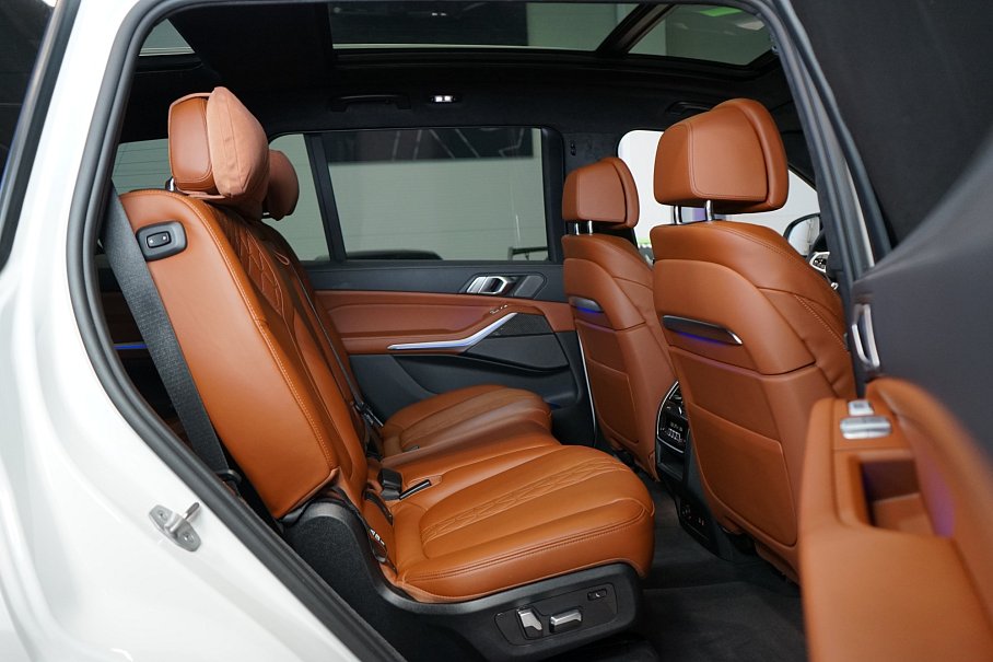 BMW X7 M60i xDrive