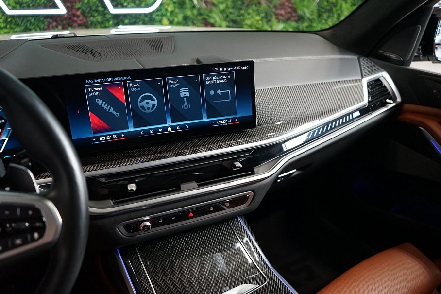BMW X7 M60i xDrive