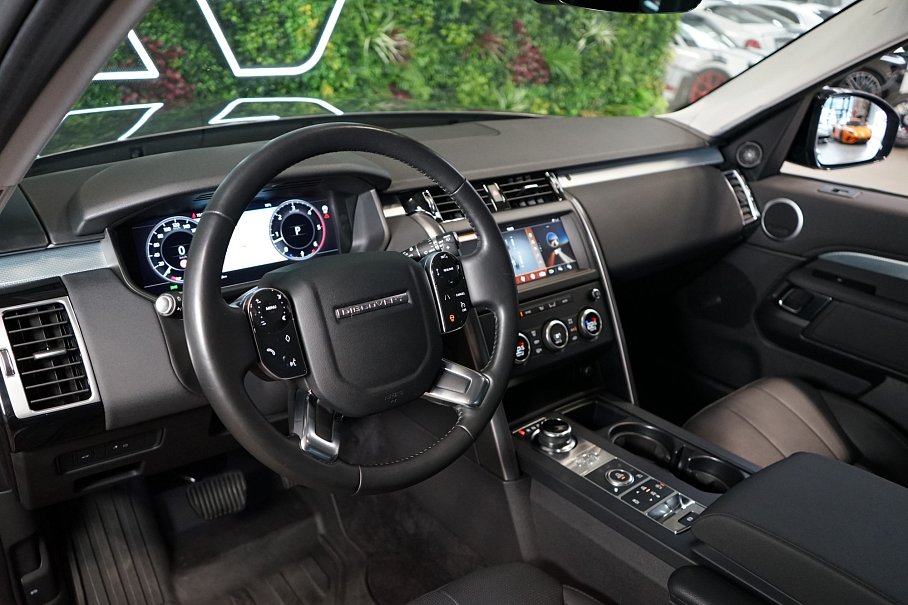 Land Rover Discovery D350