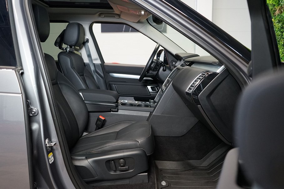 Land Rover Discovery D350