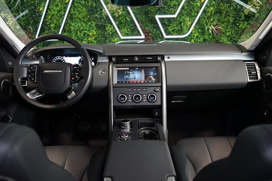 Land Rover Discovery D350