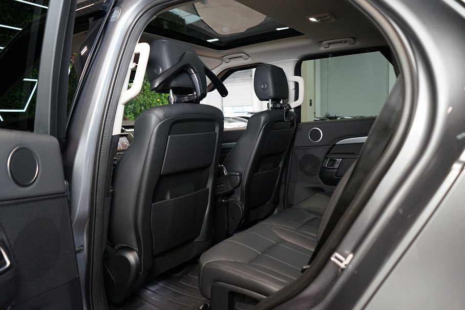 Land Rover Discovery D350