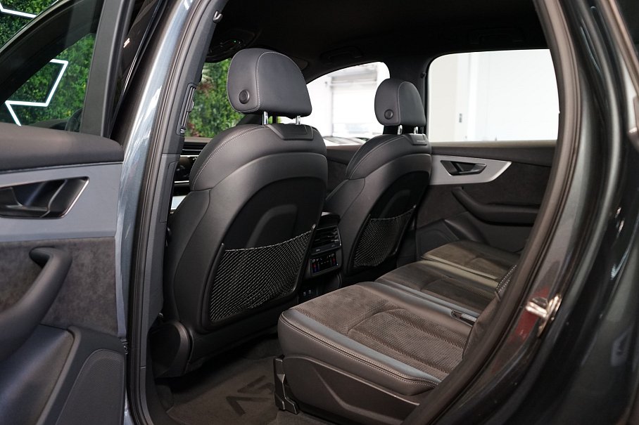 Audi Q7 50 TDI quattro