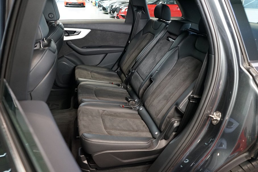 Audi Q7 50 TDI quattro