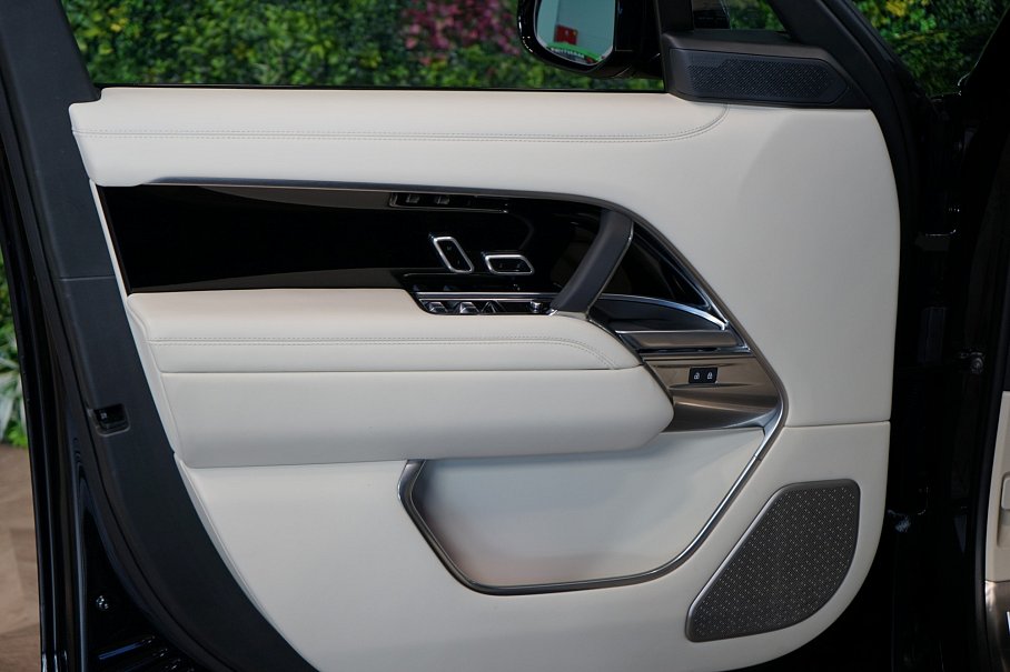 Land Rover Range Rover D350 Autobiography
