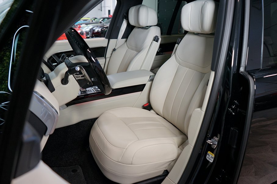 Land Rover Range Rover D350 Autobiography