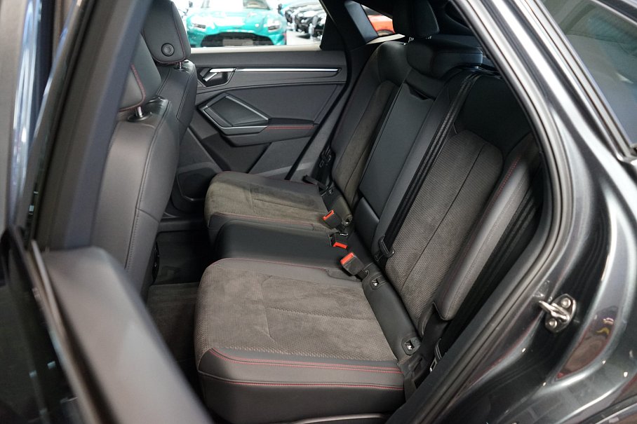 Audi Q3 Sportback 40 TDI quattro
