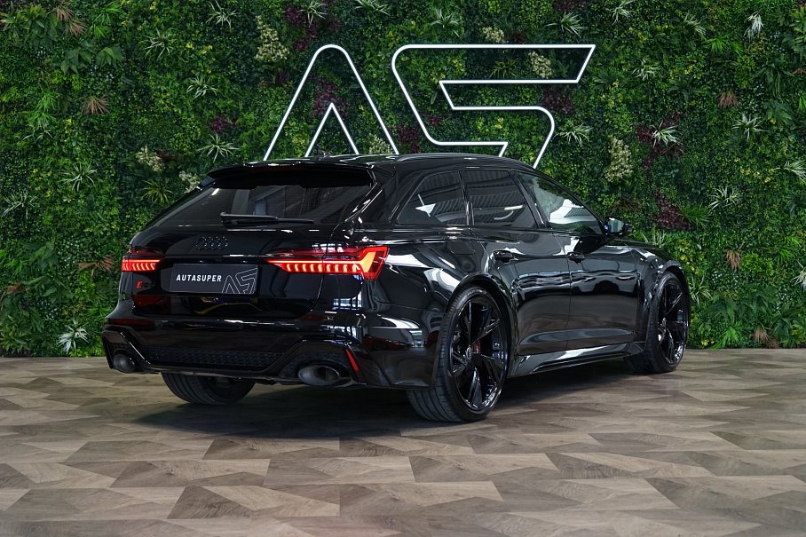Audi RS6 Avant TFSI quattro