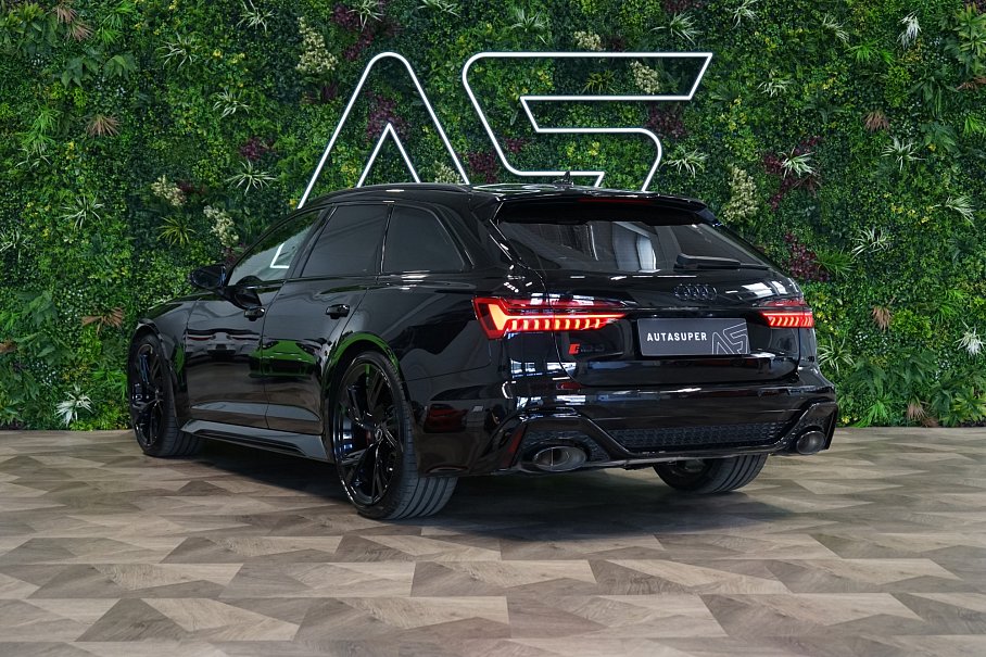 Audi RS6 Avant TFSI quattro