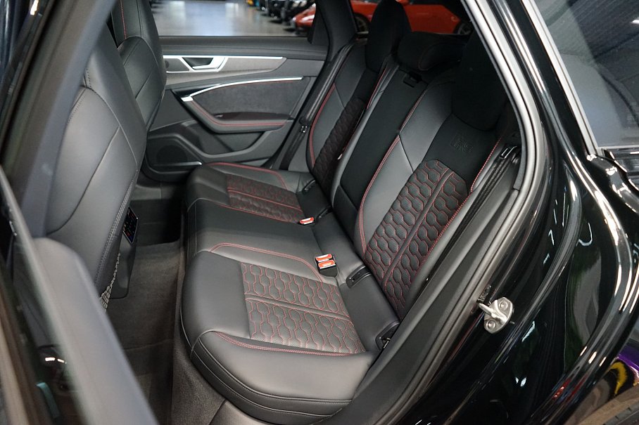 Audi RS6 Avant TFSI quattro