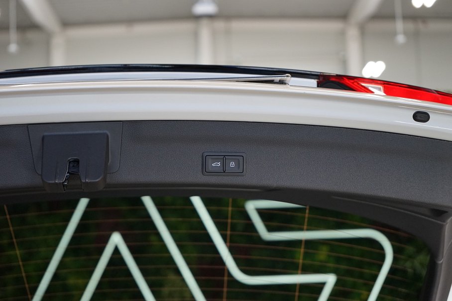 Audi S6 Avant TDI quattro