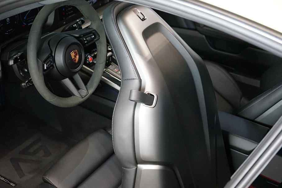 Porsche 911 992.2 Carrera